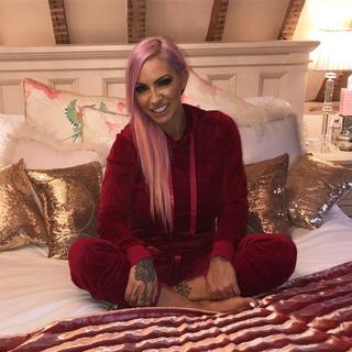 Jodie Marsh feet photo thumbnail