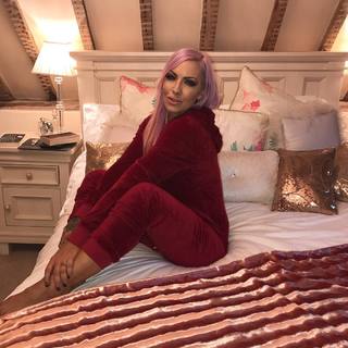 Jodie Marsh feet photo thumbnail