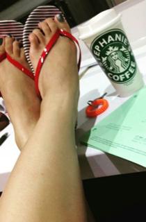 Jodie Sweetin feet photo thumbnail