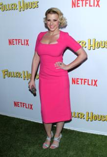 Jodie Sweetin feet photo thumbnail