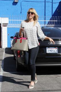 Jodie Sweetin feet photo thumbnail