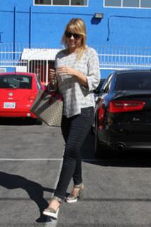 Jodie Sweetin feet photo thumbnail