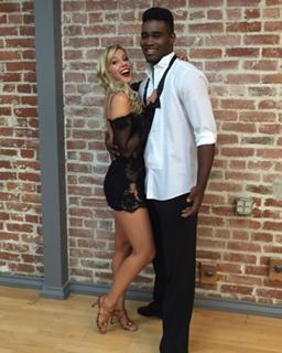 Jodie Sweetin feet photo thumbnail