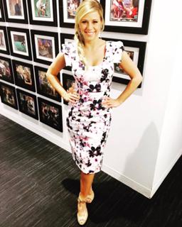 Jodie Sweetin feet photo thumbnail