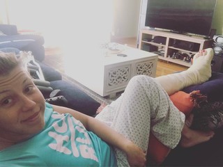 Jodie Sweetin feet photo thumbnail