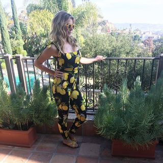 Jodie Sweetin feet photo thumbnail