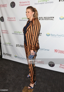 Jodie Sweetin feet photo thumbnail