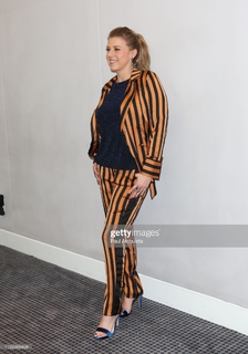 Jodie Sweetin feet photo thumbnail