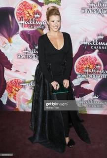 Jodie Sweetin feet photo thumbnail