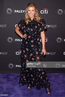 Jodie Sweetin feet photo thumbnail