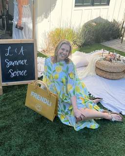 Jodie Sweetin feet photo thumbnail