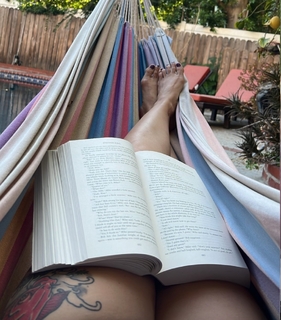 Jodie Sweetin feet photo thumbnail