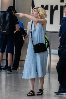 Jodie Whittaker feet photo thumbnail