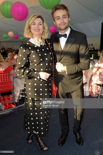 Jodie Whittaker feet photo thumbnail