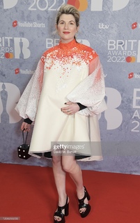 Jodie Whittaker feet photo thumbnail