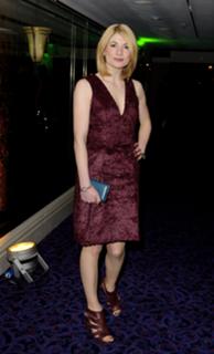 Jodie Whittaker feet photo thumbnail