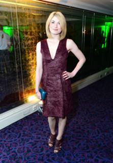 Jodie Whittaker feet photo thumbnail