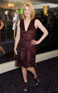 Jodie Whittaker feet photo thumbnail