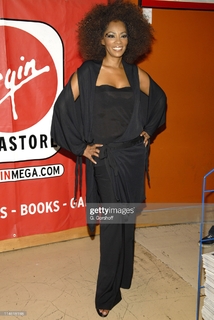 Jody Watley feet photo 13