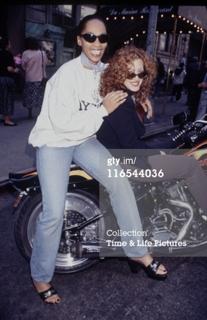 Jody Watley feet photo 14