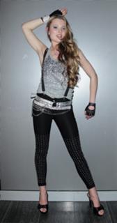 Joelina Drews feet photo 4