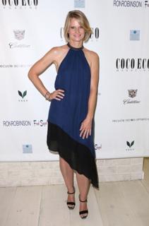 Joelle Carter feet photo thumbnail
