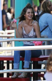 Joelle Fletcher feet photo 12