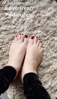Joelle Mardinian feet photo 6