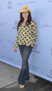 Joely Fisher feet photo 11