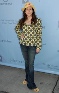 Joely Fisher feet photo 9