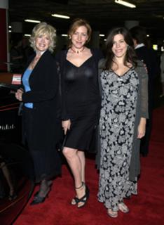 Joely Fisher feet photo 13
