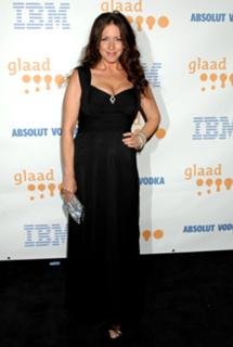 Joely Fisher feet photo 1