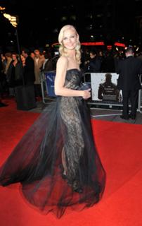 Joely Richardson feet photo thumbnail