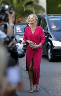 Joely Richardson feet photo thumbnail