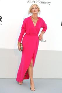 Joely Richardson feet photo thumbnail