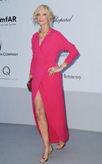 Joely Richardson feet photo thumbnail