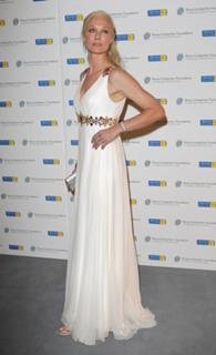 Joely Richardson feet photo thumbnail