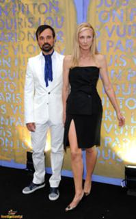 Joely Richardson feet photo thumbnail