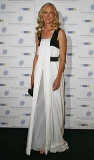 Joely Richardson feet photo thumbnail