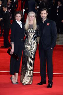 Joely Richardson feet photo thumbnail