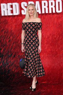 Joely Richardson feet photo thumbnail