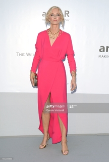 Joely Richardson feet photo thumbnail