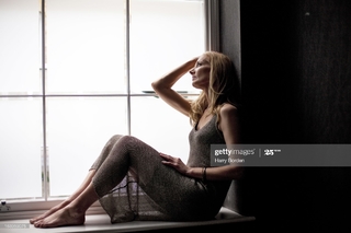 Joely Richardson feet photo thumbnail