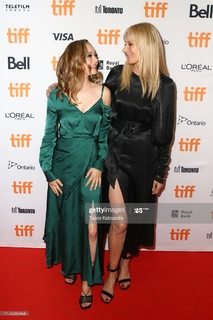 Joely Richardson feet photo thumbnail