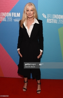 Joely Richardson feet photo thumbnail