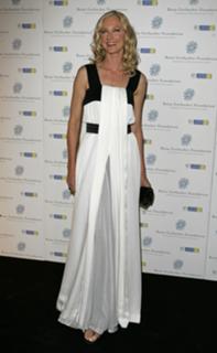 Joely Richardson feet photo thumbnail