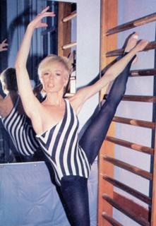 Joey Heatherton feet photo 11