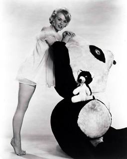 Joey Heatherton feet photo 18