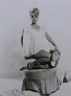 Joey Heatherton feet photo 10