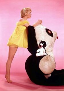 Joey Heatherton feet photo 14